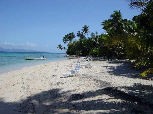 Leleuvia beach